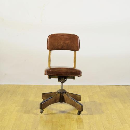 Vintage Swivel Office Chair in Wood and Tan Leather, 1900s For Sale - Image 9 of 9