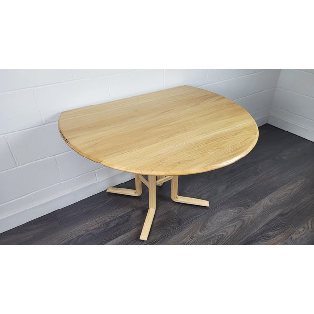 Campden Drop Leaf Dining Table attributed to Ercol, 1990s For Sale - Image 8 of 15