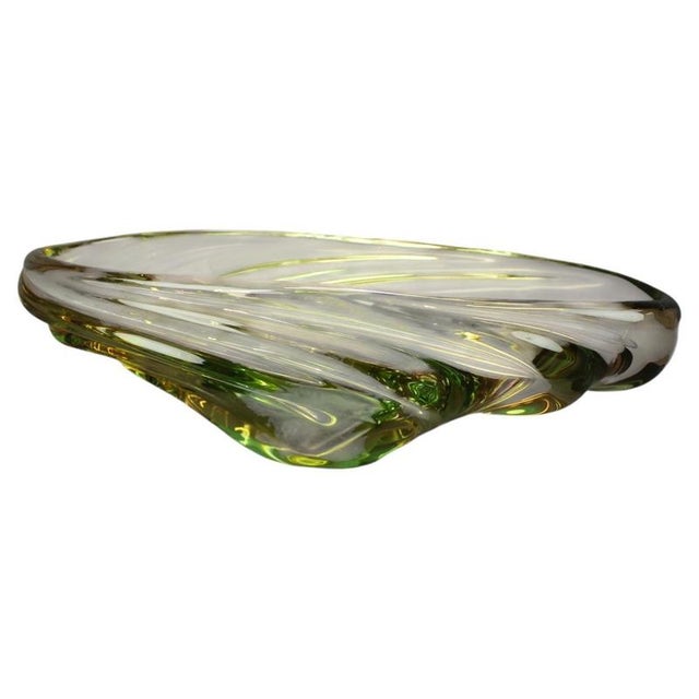 Gold Andromeda Glass Bowl by Jaroslav Beránek for Skrdlovice, Czechoslovakia, 1950 For Sale - Image 8 of 8