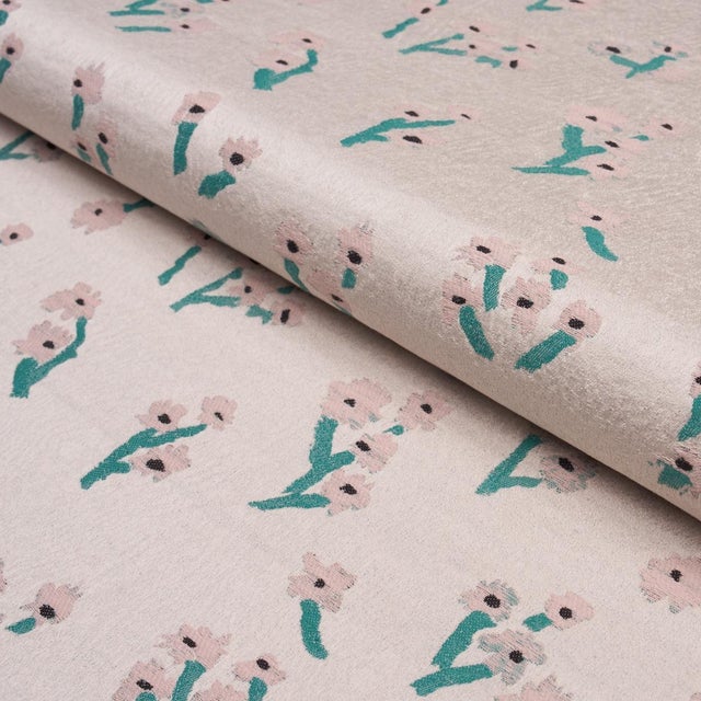 Created in collaboration with Caroline Z Hurley, Rosie Posy Woven is a sweet small-scale floral based on Hurley’s original...