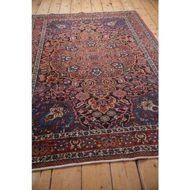 Vintage Isfahan Rug - 4'5" x 6'7" For Sale - Image 9 of 9
