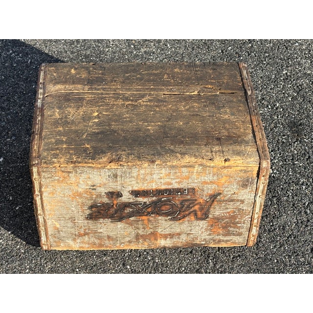 Moxie! Early 20th C. Wooden Soft Drink Shipping Crate - Maine / Pennsylvania For Sale - Image 6 of 9