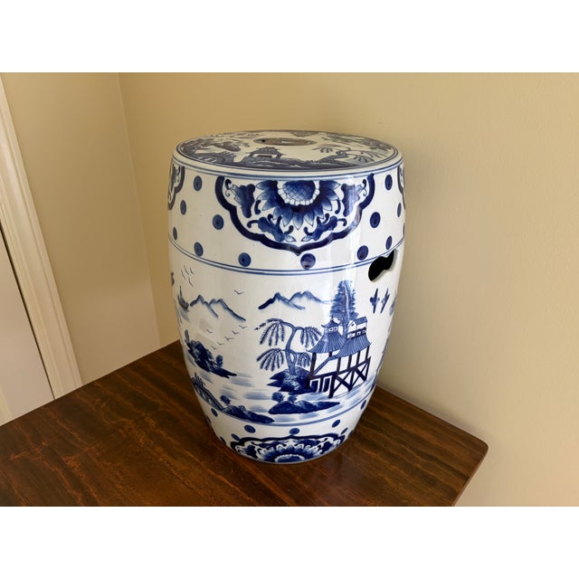 Late 20th Century Blue and White Porcelain Chinoiserie Chinese Garden Stool or Side Table For Sale - Image 4 of 12