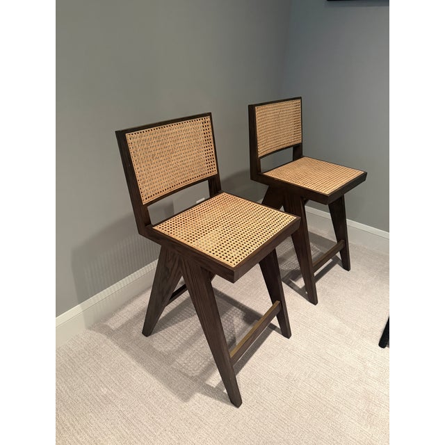 Inspired by the iconic Chandigarh chair by Pierre Jeanneret, Jakob embodies midcentury-modern simplicity and...