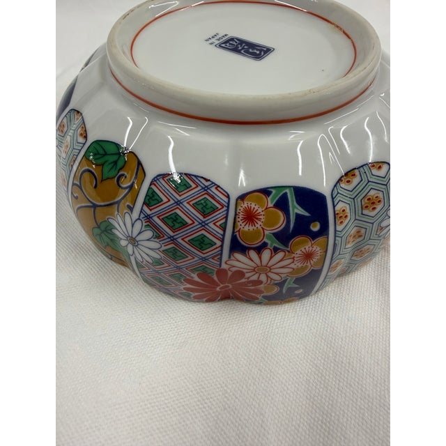Japanese Arita Imari Scalloped Porcelain Bowl For Sale - Image 9 of 11