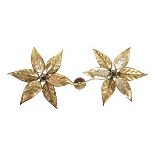 Vintage Brass Flower Wall Lamp by Willy Daro for Massive, Belgium, 1970s For Sale
