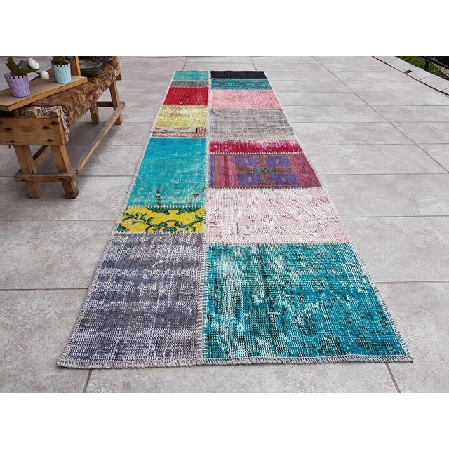 Textile Decorative Anatolian Mid 20th Century Rug For Sale - Image 7 of 10