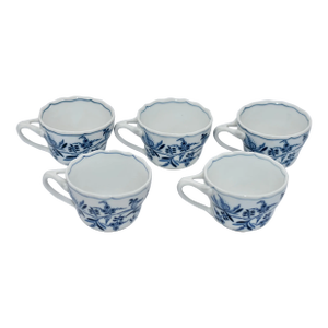1970s Blue Danube Oversized Blue Onion Pattern Porcelain Split Handle Coffee Tea Cups - 5 Pieces