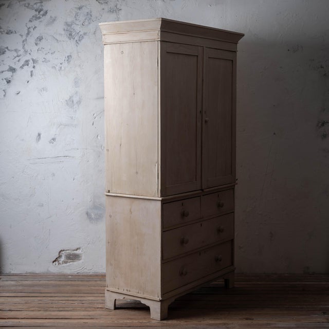 English Pine Linen Press, 19th Century For Sale - Image 10 of 18