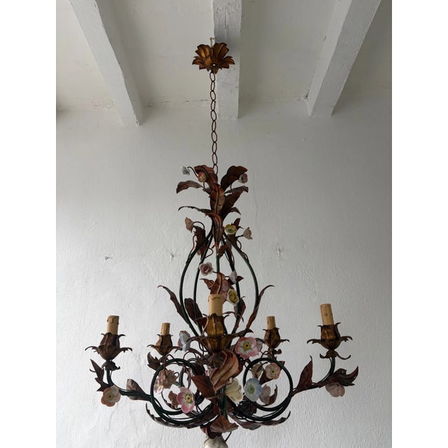 Italian Italian Tole Porcelain Flowers Roses Gilt Metal Big Size C 1900 For Sale - Image 3 of 16