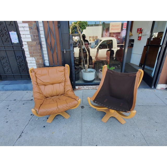 Camel 1980s Pair of Danish Modern Chairs For Sale - Image 8 of 15