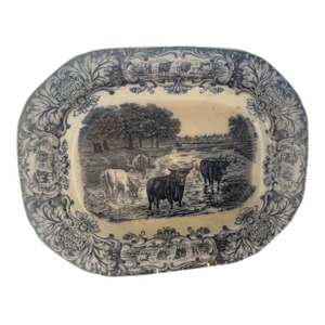 Late 19th Century Wedgwood Meat Platter Decorated With Cows
