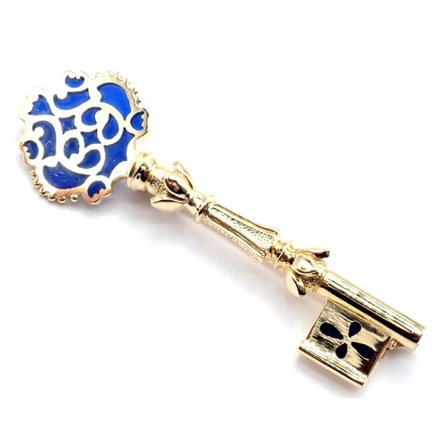 Contemporary Vintage Mikimoto 18k Yellow Gold Key Blue Enamel Brooch Pin For Sale - Image 3 of 9