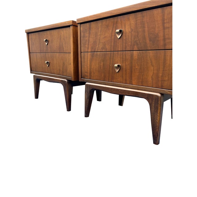 Mid Century Modern Vintage Pair Nightstands or Side End Tables in Albert Parvin Style Design Nice design with storage See...