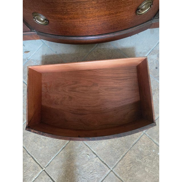 (Set) Exquisite 1948 Drexel “Travis Court” Federal Revival Sideboard & China Cabinet For Sale - Image 17 of 18