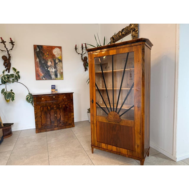 Biedermeier Display Cabinet in Walnut For Sale - Image 13 of 17
