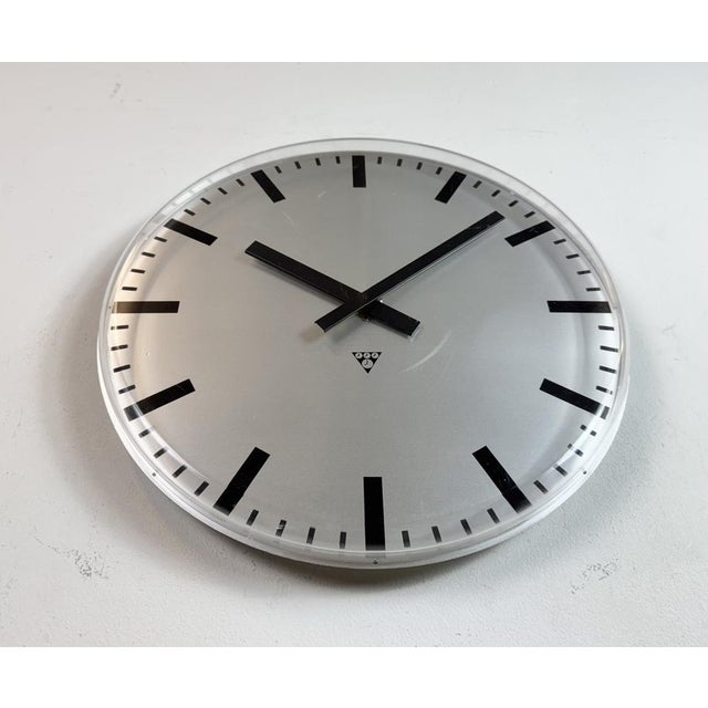 Large Vintage Office Wall Clock from Pragotron, 1980s For Sale - Image 6 of 17