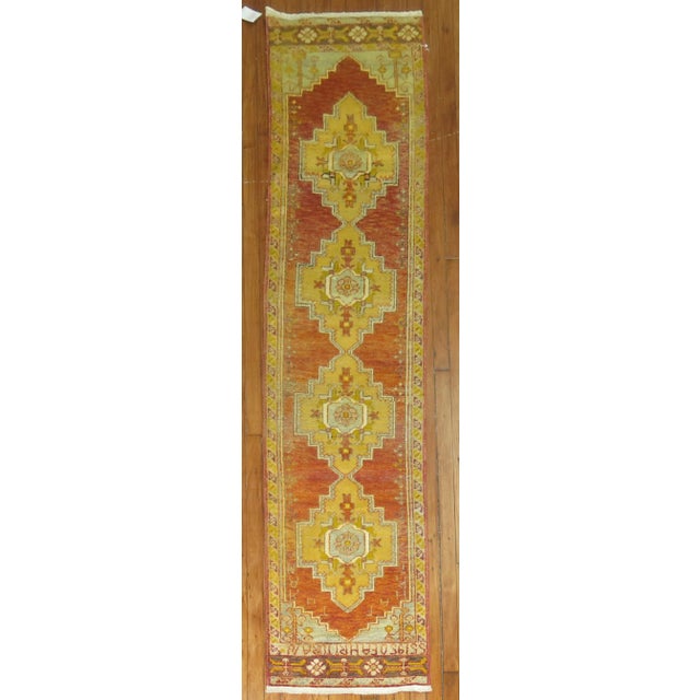 African 1950s Umber Narrow Turkish Runner, 2' X 9'5'' For Sale - Image 3 of 3