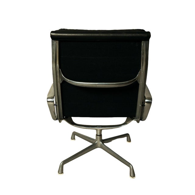 Charles and Ray Eames Soft Pad Lounge Chair made by Herman Miller Early mark from the 1960s. Chair swivels. Condition:...