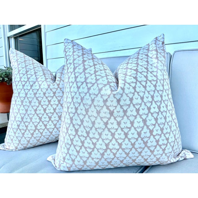 Mid-Century Modern Contemporary Thibaut “Arboreta” Pillows in Blush - A 22" Pair For Sale - Image 3 of 4