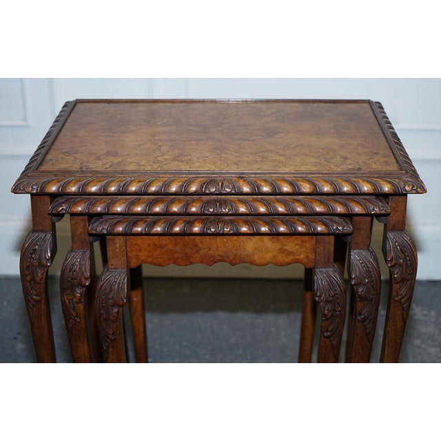 Burr Walnut Nest of Three Tables with Carved Claw & Ball Feet, Set of 3 For Sale - Image 3 of 15