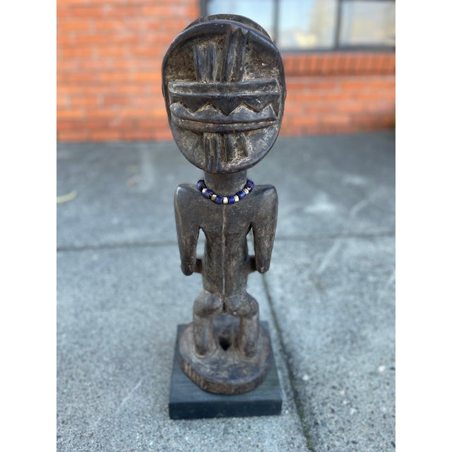 Tribal Antique Baule Female Tribal Figure Côte D’Ivoire, West Africa For Sale - Image 3 of 4