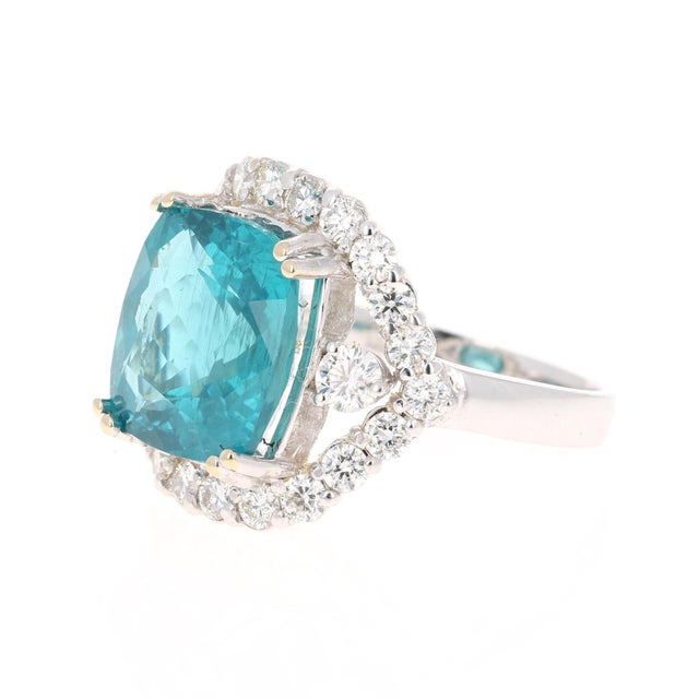 Contemporary 10.08 Carat Cushion Cut Apatite Diamond White Gold Cocktail Ring, Size 7.5 For Sale - Image 3 of 5