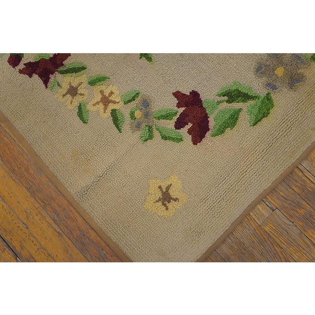 Mid 20th Century 1950s Beige Floral Folk Art Antique American Hooked Rug 3'10" X 5'8" Handknotted Wool Carpet For Sale - Image 5 of 5