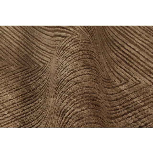 Textile Rug & Kilim’s Modern Rug in Dual-Toned Geometric Pattern For Sale - Image 7 of 8