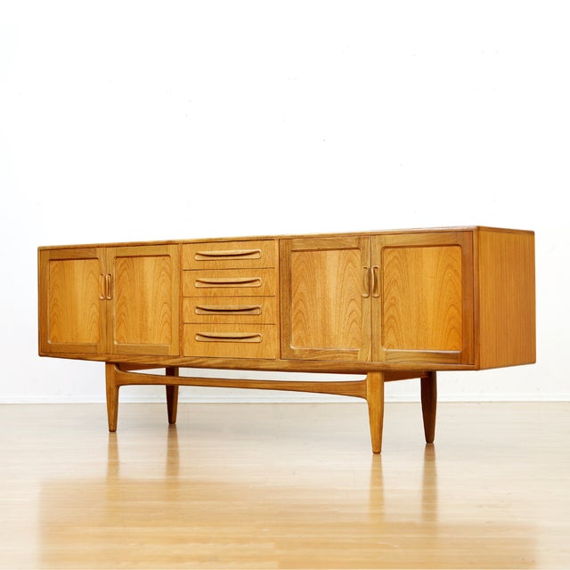 1960s 1960s Long Teak Mid Century Credenza by Vb Wilkins for G Plan For Sale - Image 5 of 10