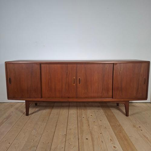 Mid-Century Danish Sideboard in Teak by H.P. Hansen, 1960s For Sale - Image 6 of 10