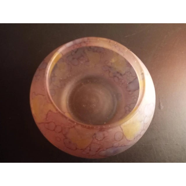 1960s Reuben Art Glass Rose Bowl For Sale - Image 4 of 5