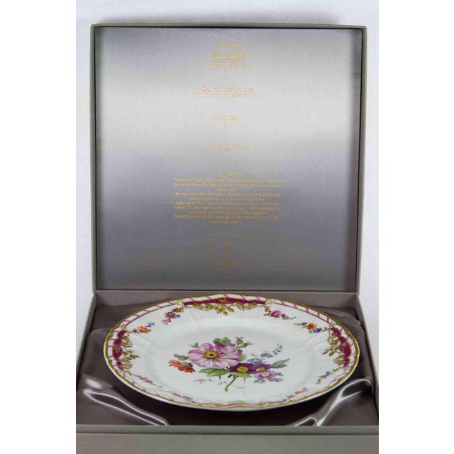 1980s 1980’s Vintage/New KPM Limited Edition Historical Plate From the Royal Collection For Sale - Image 5 of 13