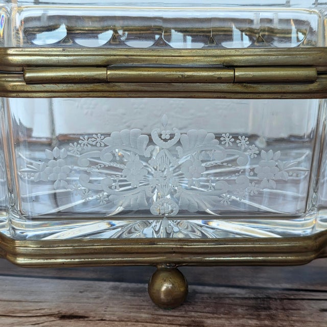Late 20th Century Oversized Polish Lead Crystal and Brass Ormolu Jewelry Casket For Sale - Image 9 of 14