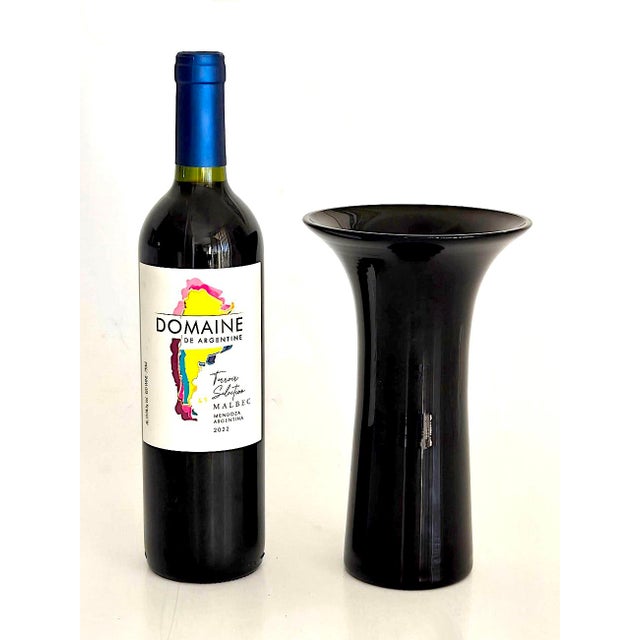 Mid-Century Modern 1960s Italian Art Glass Black Amethyst Vase in the Style of Luciano Vistosi, Murano For Sale - Image 3 of 10