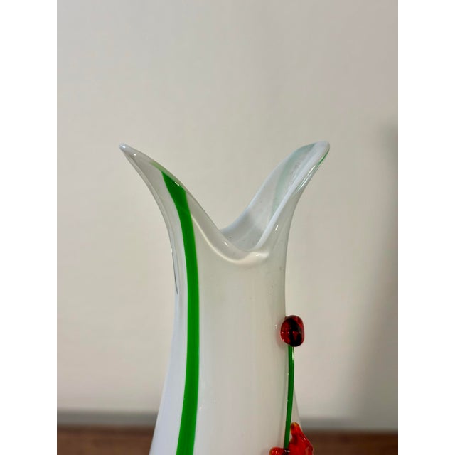 Italian 1950s Pair of Italian Hand Blown Art Glass Bud Vases, After Murano For Sale - Image 3 of 7