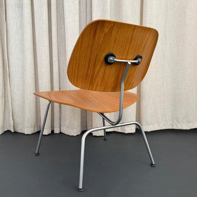 Tan 1950s Mid-Century Modern LCM Chair by Charles and Ray Eames, Herman Miller For Sale - Image 8 of 11
