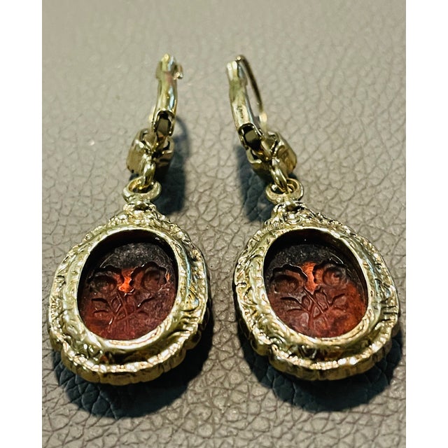 Vintage Art Nouveau Style Etched Floral Amber Dangle Earrings, A Pair For Sale - Image 4 of 10