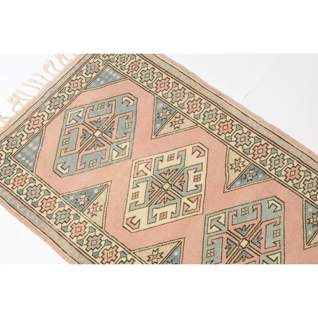 Textile 1950s Boho Chic Pastel Entryway Rug For Sale - Image 7 of 9