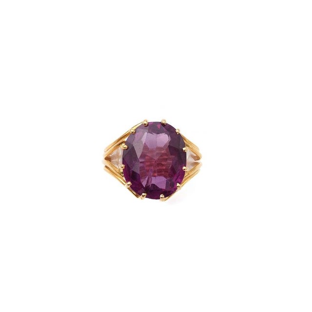 Gold Vintage 18 Karat Gold Cocktail Ring For Sale - Image 8 of 8