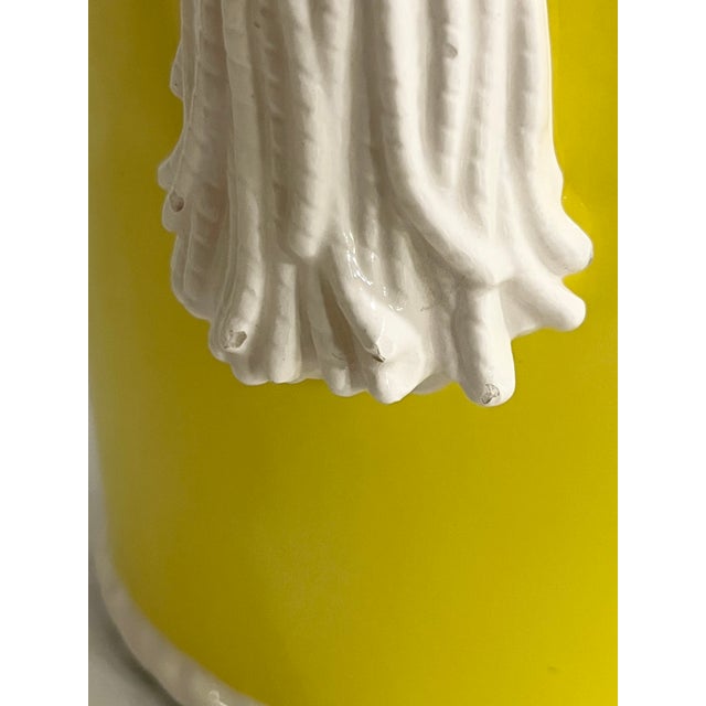 Vintage Pair Fitz and Floyd Large Size Yellow and White Tassel Cachepots For Sale - Image 14 of 17