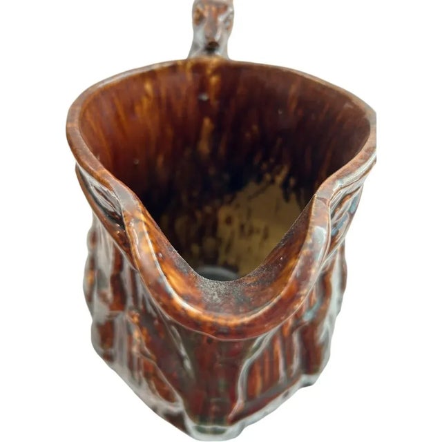 Vintage Rockingham “Hunt Scene” Clay Molded Pitcher With Hound Handle, Usa For Sale - Image 10 of 12