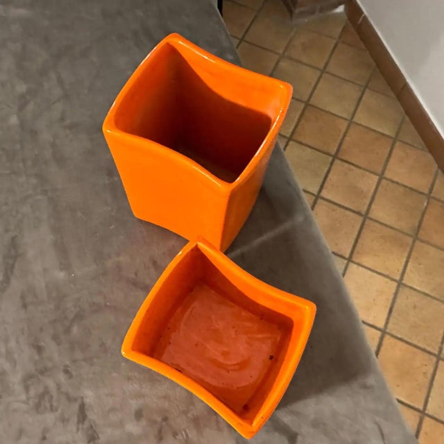 1970s C. 1970 Two Modern Orange Ceramic Vases by Franco Bettonica for Gabbianelli For Sale - Image 5 of 10
