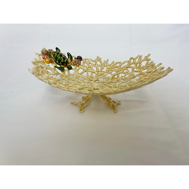 Mid 20th Century Vintage Palm Beach Style Ceramic Coral Dish With Sea Turtle For Sale - Image 5 of 8
