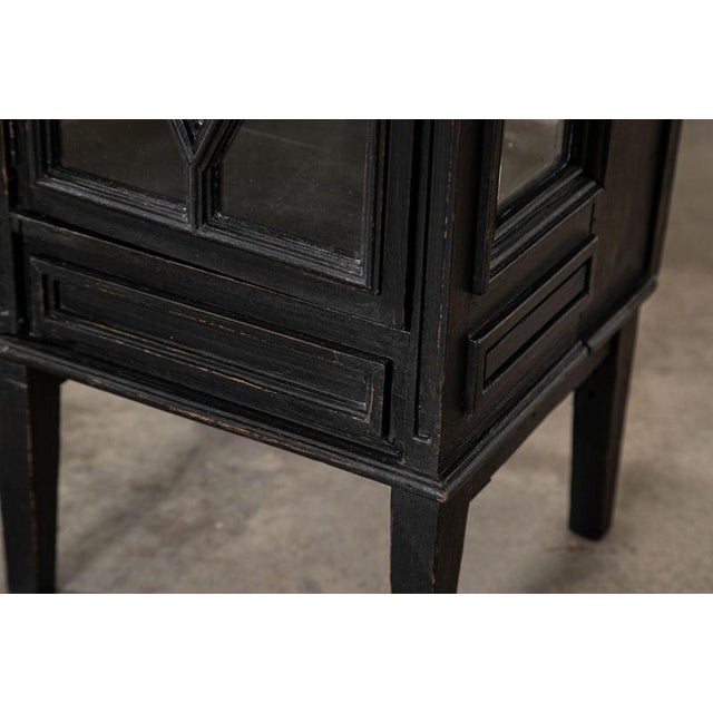 Antique English Ebonised Mahogany Glazed Display Cabinets, 1890, Set of 2 For Sale - Image 13 of 14