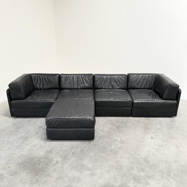 1970s Modular Lounge Set in Black Leather, 1970s, Set of 5 For Sale - Image 5 of 11