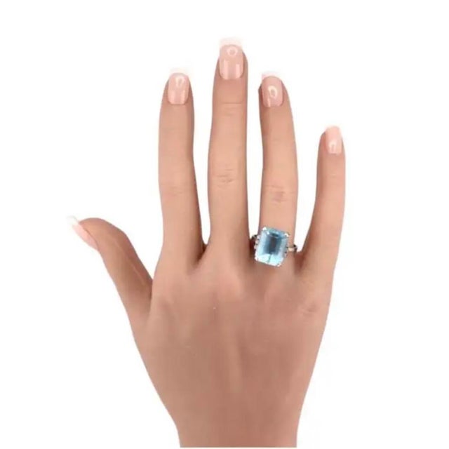 Blue Vintage H. Stern 18k Gold Emerald Cut Aquamarine Diamond Cocktail Ring For Sale - Image 8 of 9