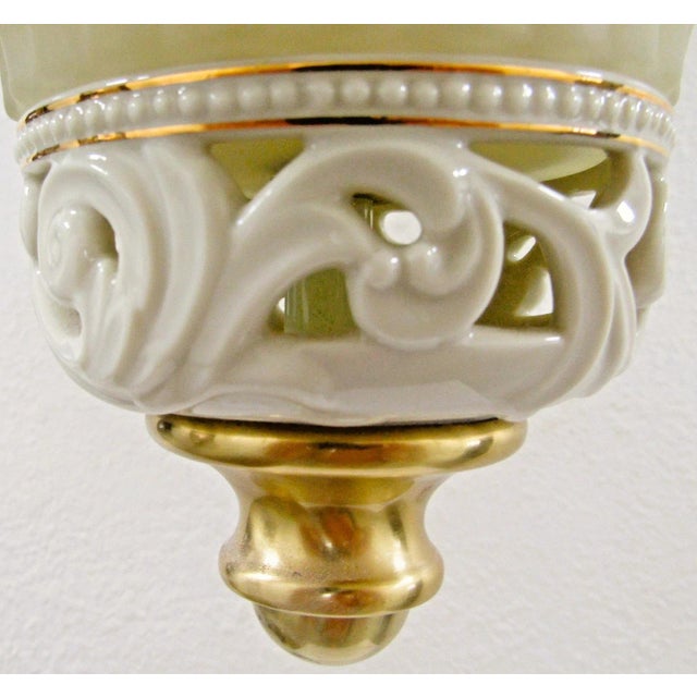 Elegant Lenox Quoizel Scalloped Shell Inspired Brass Accent Pendant Chandelier For Sale - Image 10 of 18