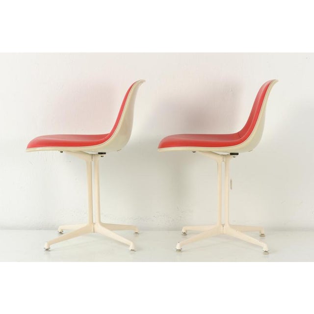 Article number: 1168 article name: one chair, la fonda designer: charles and ray eames year: design 1961, production...
