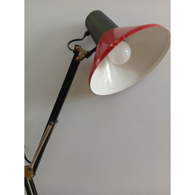 Vintage Red and Black Articulated Architect's Lamp, 1990s, in Very Good conditions. Designed 1990 to 1999 European Plug...